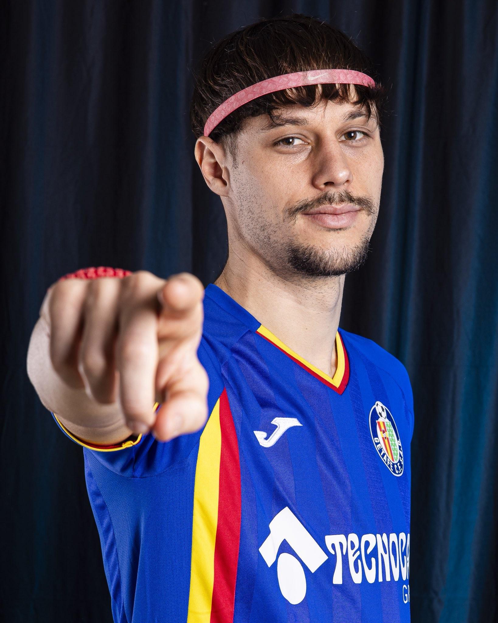 开云-阿斯赞赫塔费新援：沙巴茨之狼、征服者、混乱艺术家、金左脚